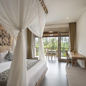 Suite Pool View Daily Afternoon Tea